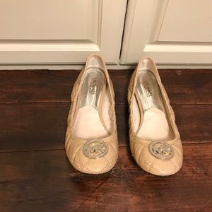 Authentic Michael Kors Tan Quilted Ballet Flats
